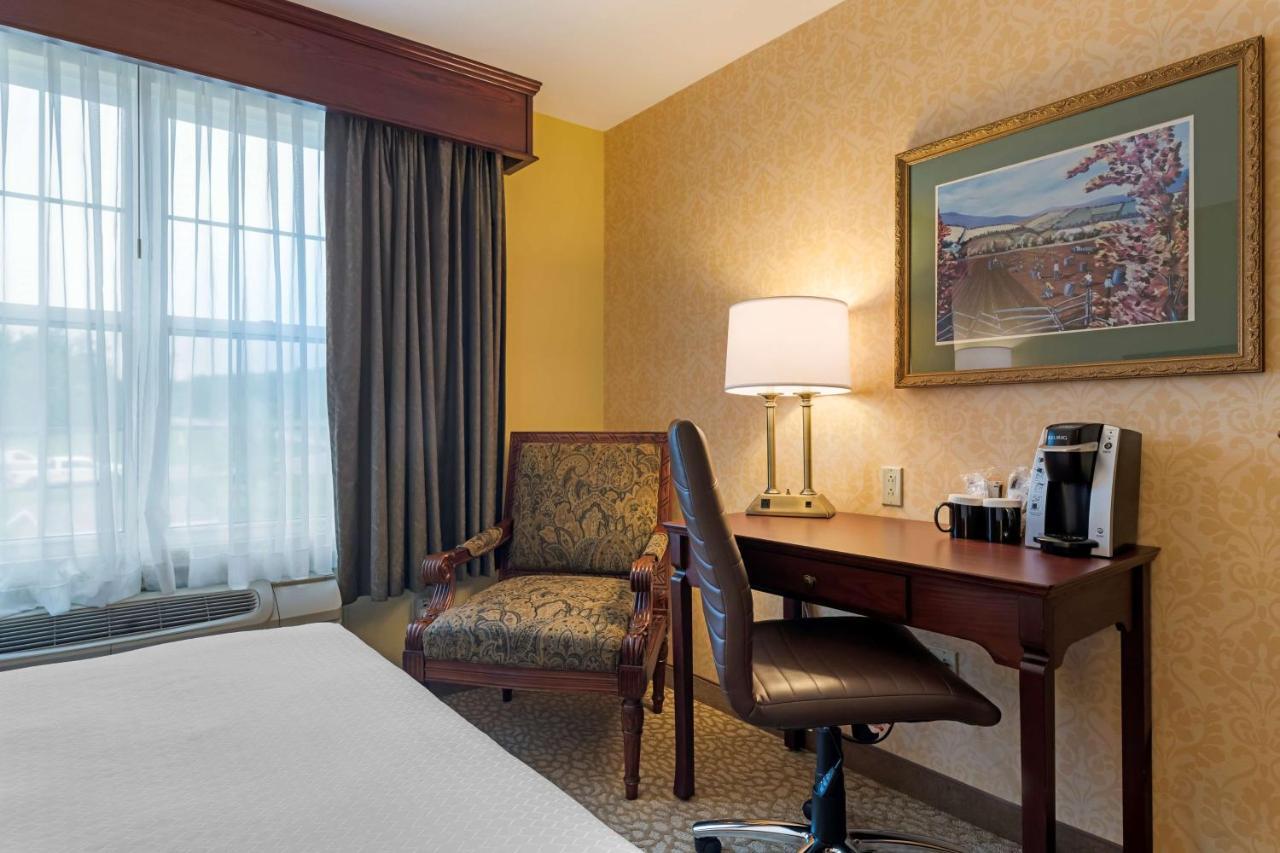 Best Western Plus Grand-Sault Hotel & Suites Exteriör bild