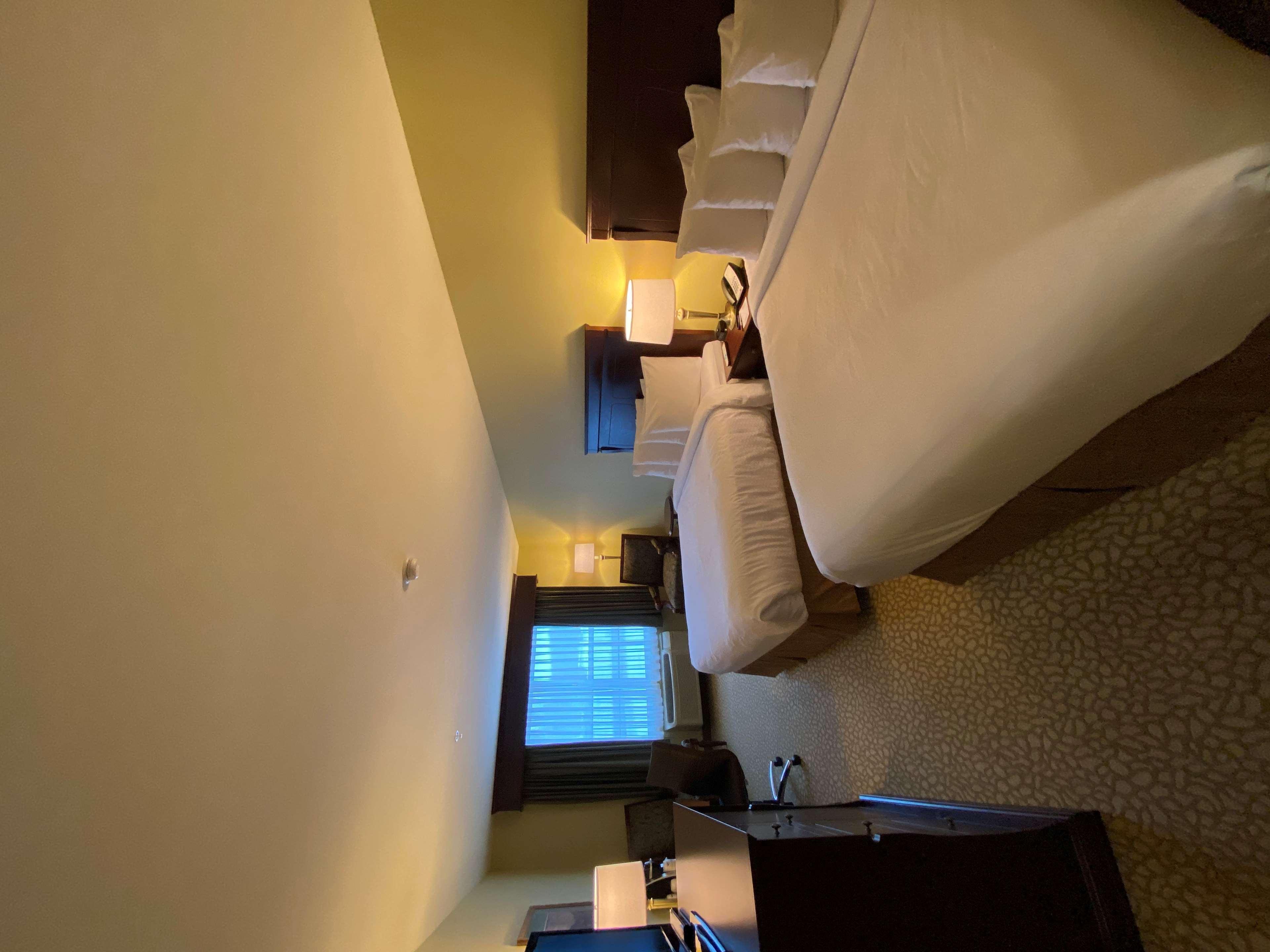 Best Western Plus Grand-Sault Hotel & Suites Exteriör bild