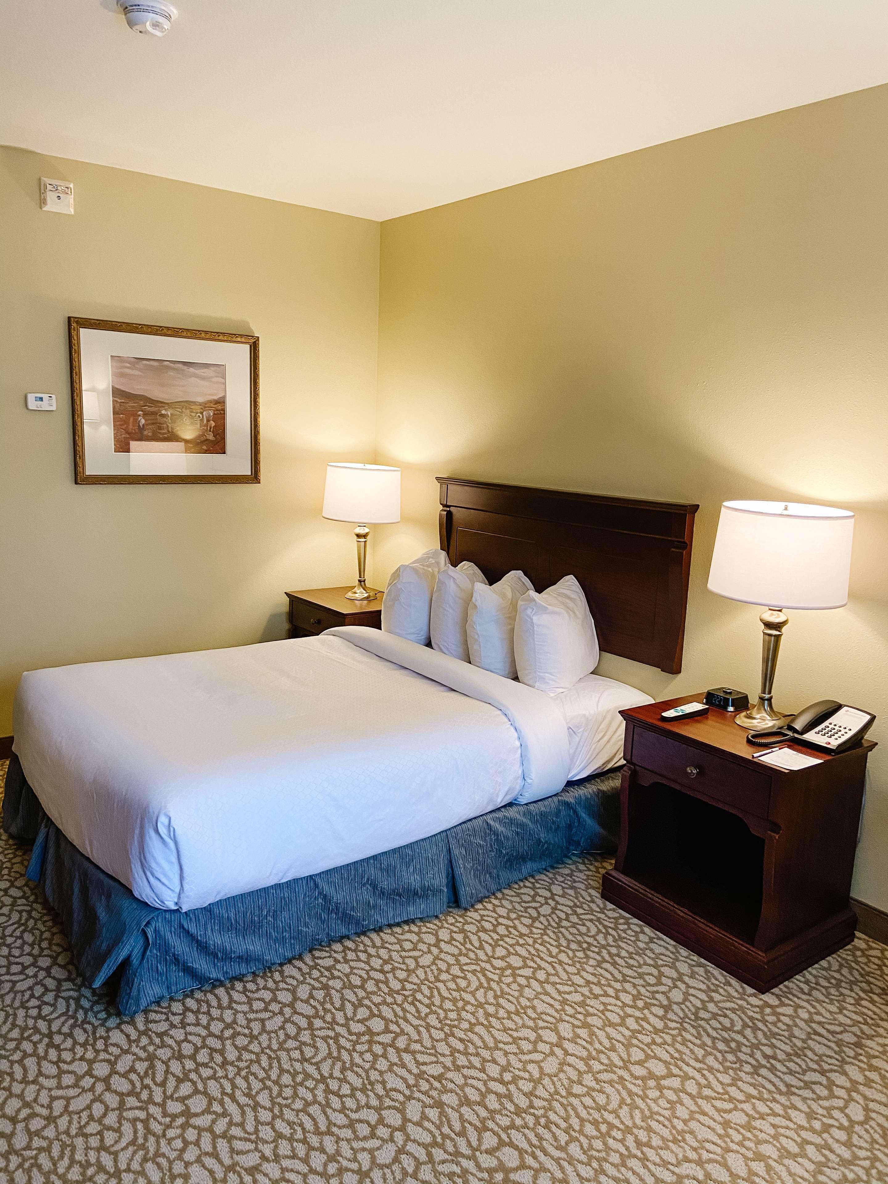 Best Western Plus Grand-Sault Hotel & Suites Exteriör bild
